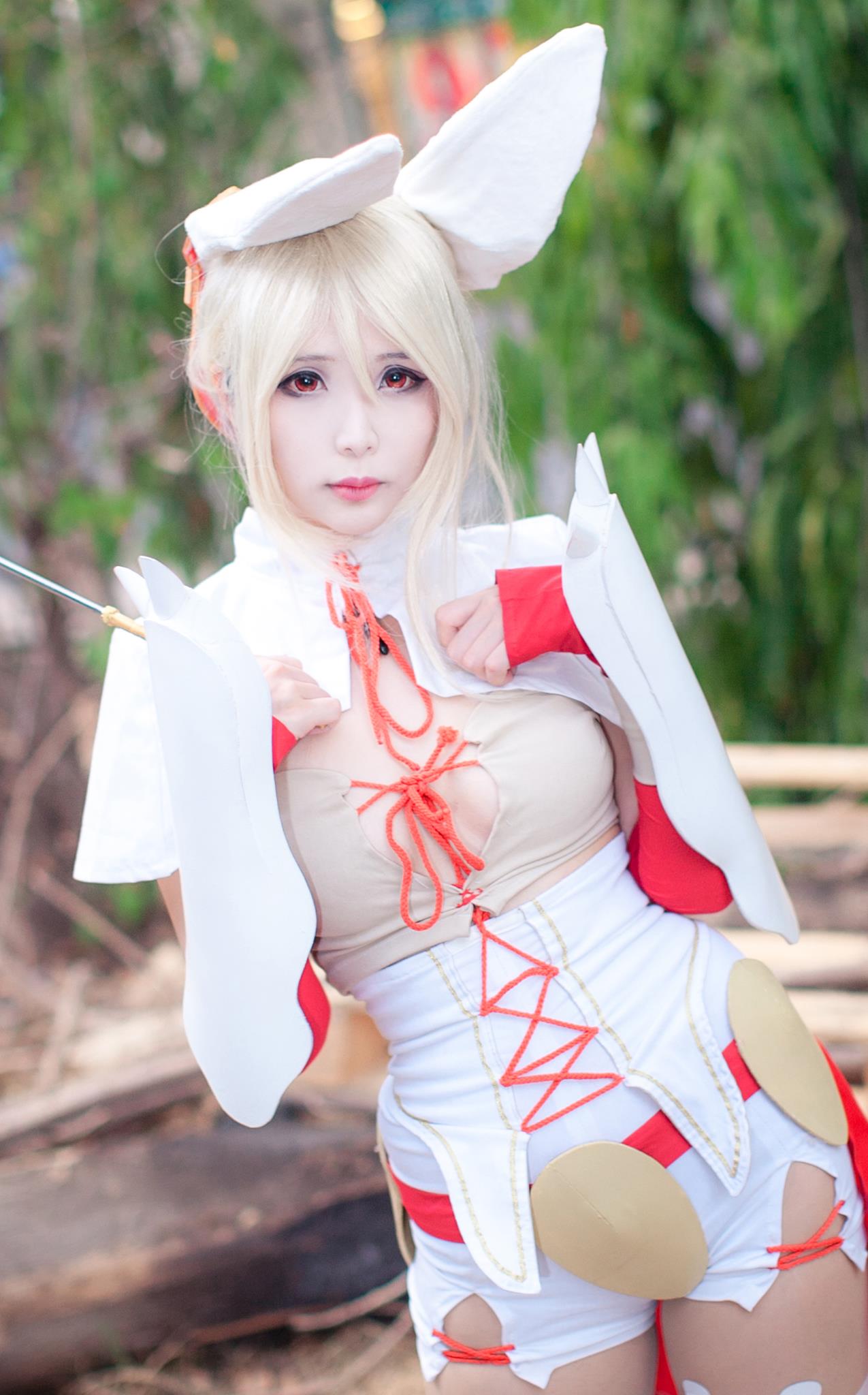 Hana Bunny-erohere690.jpg